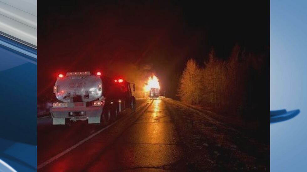 State Police Respond to Tractor Trailer Fire on I-95